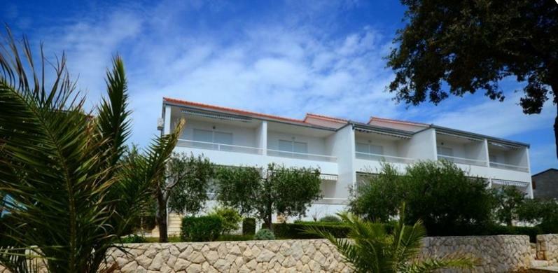 Apartments Gloria Примоштен Екстер'єр фото
